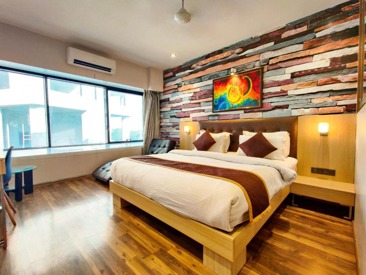 Hotel Sadbhav Villa Surat Luaran gambar