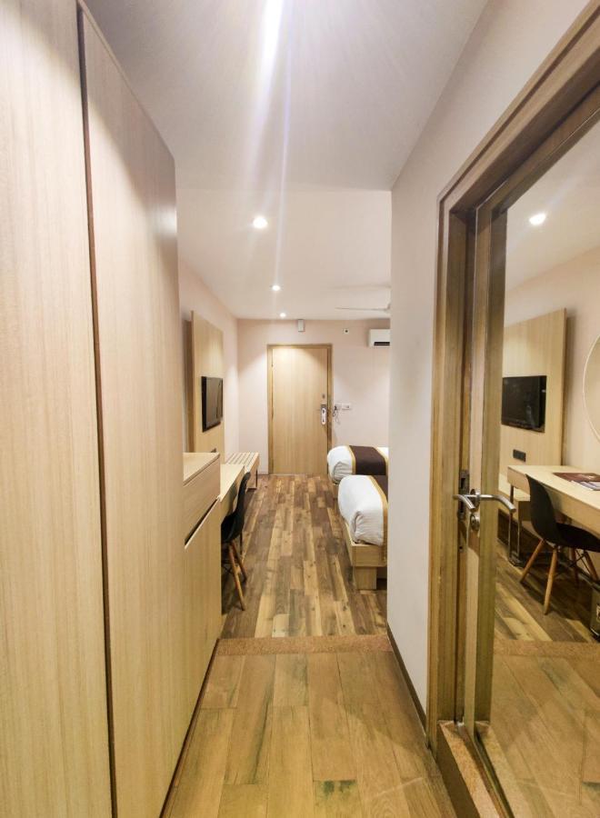 Hotel Sadbhav Villa Surat Luaran gambar